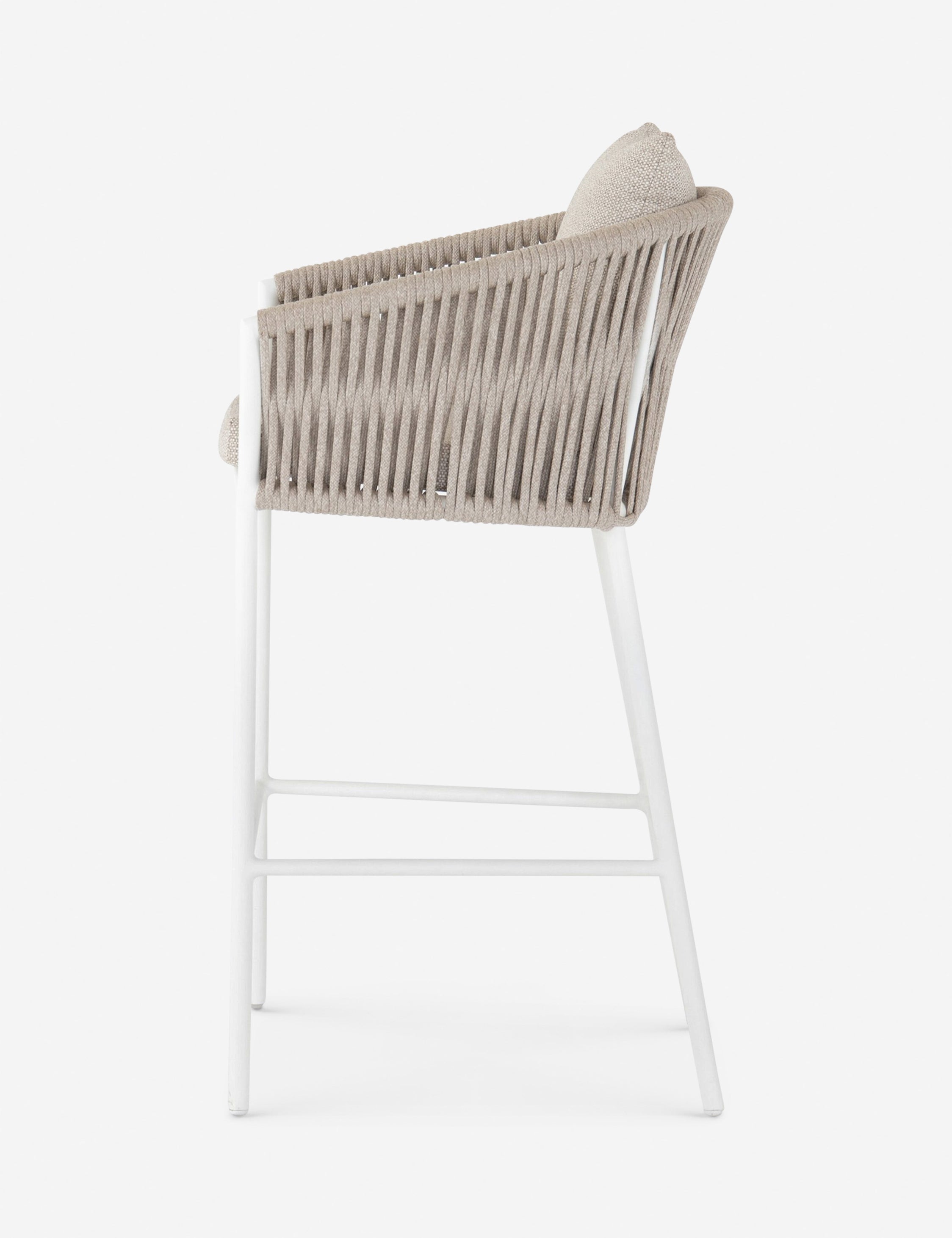 #color::sand #size::bar