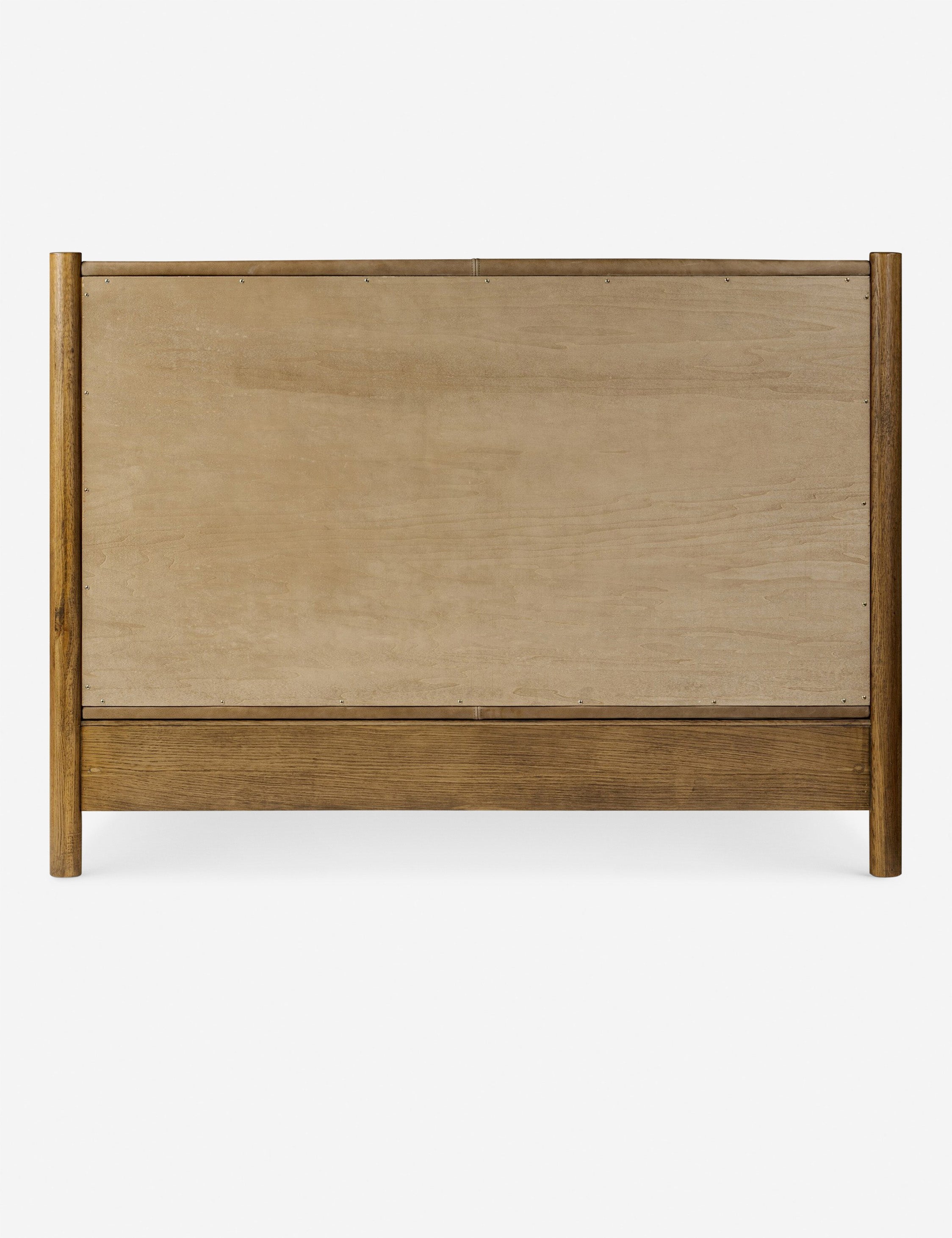 #color::leather #size::queen