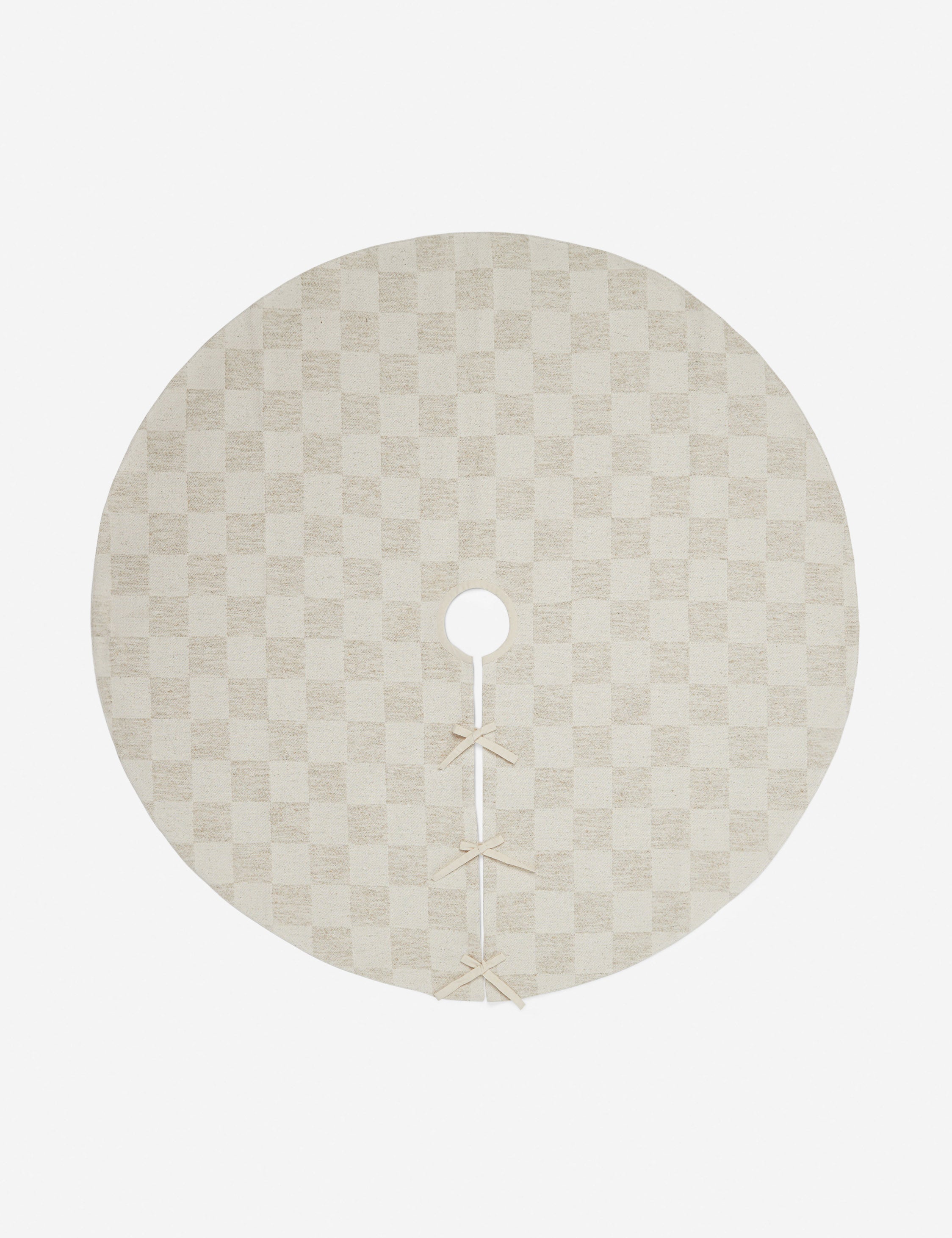 #color::natural | Bronson checkerboard pattern christmas tree skirt