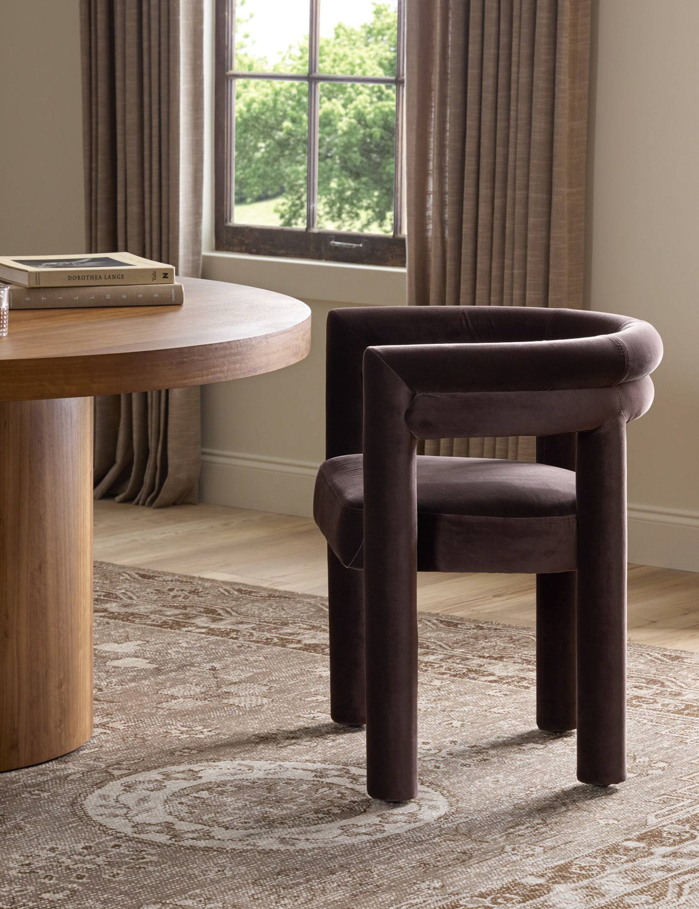 #color::chocolate-velvet