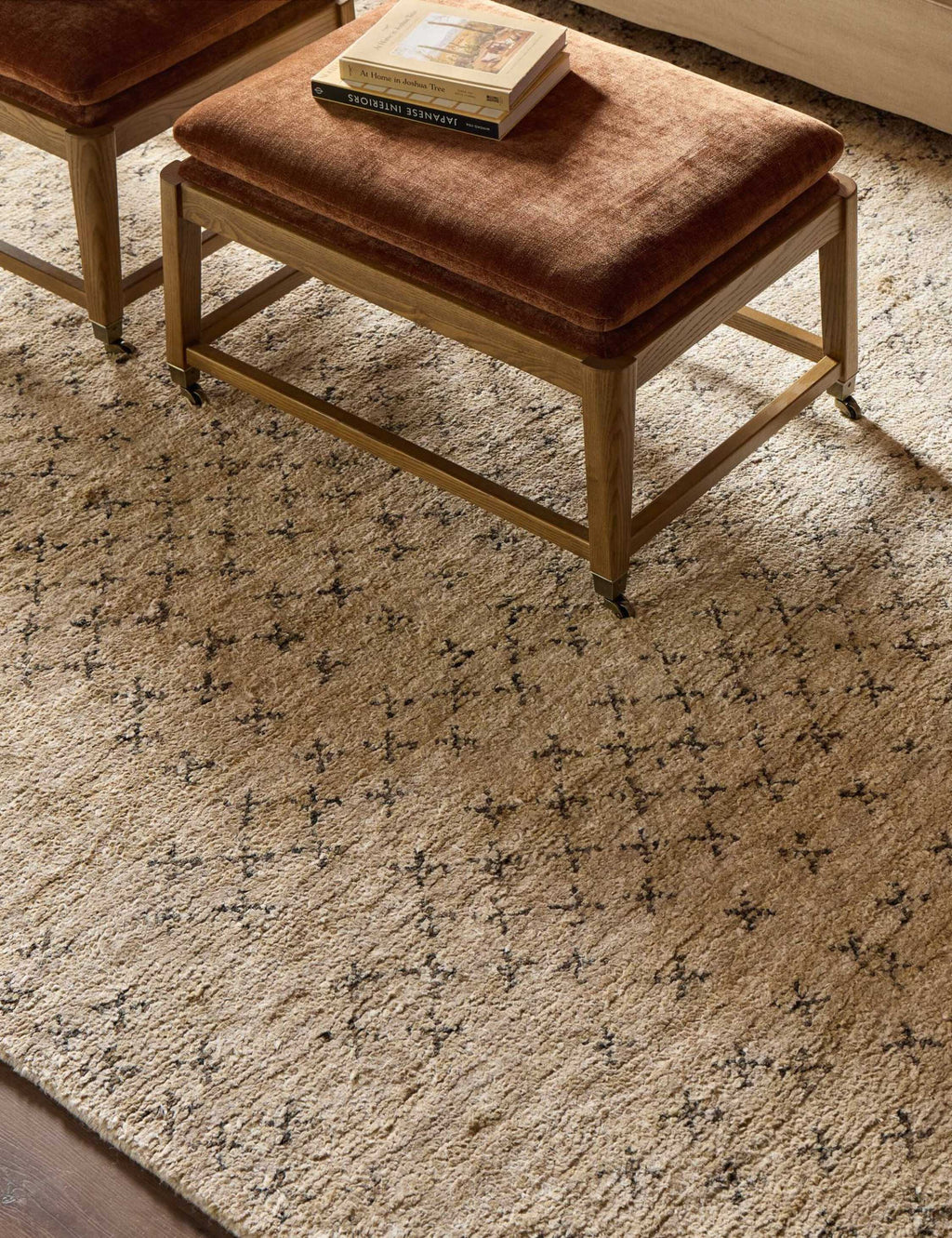 #color::natural #size::10--x-14- #size::8--x-10- #size::9--x-12- #size::2-5--x-12--runner #size::2-5--x-9--runner