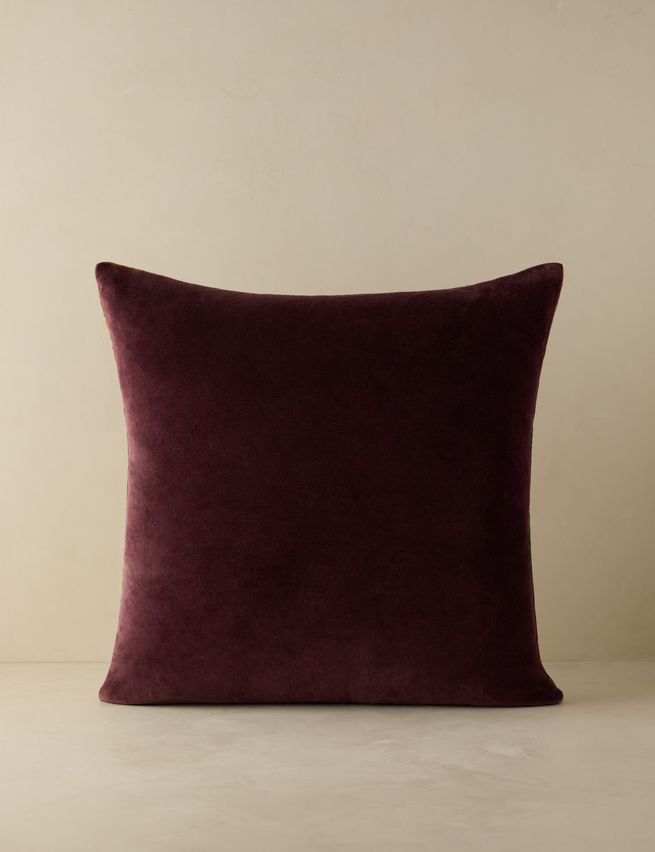 #color::boysenberry #style::square #fill type::with-insert