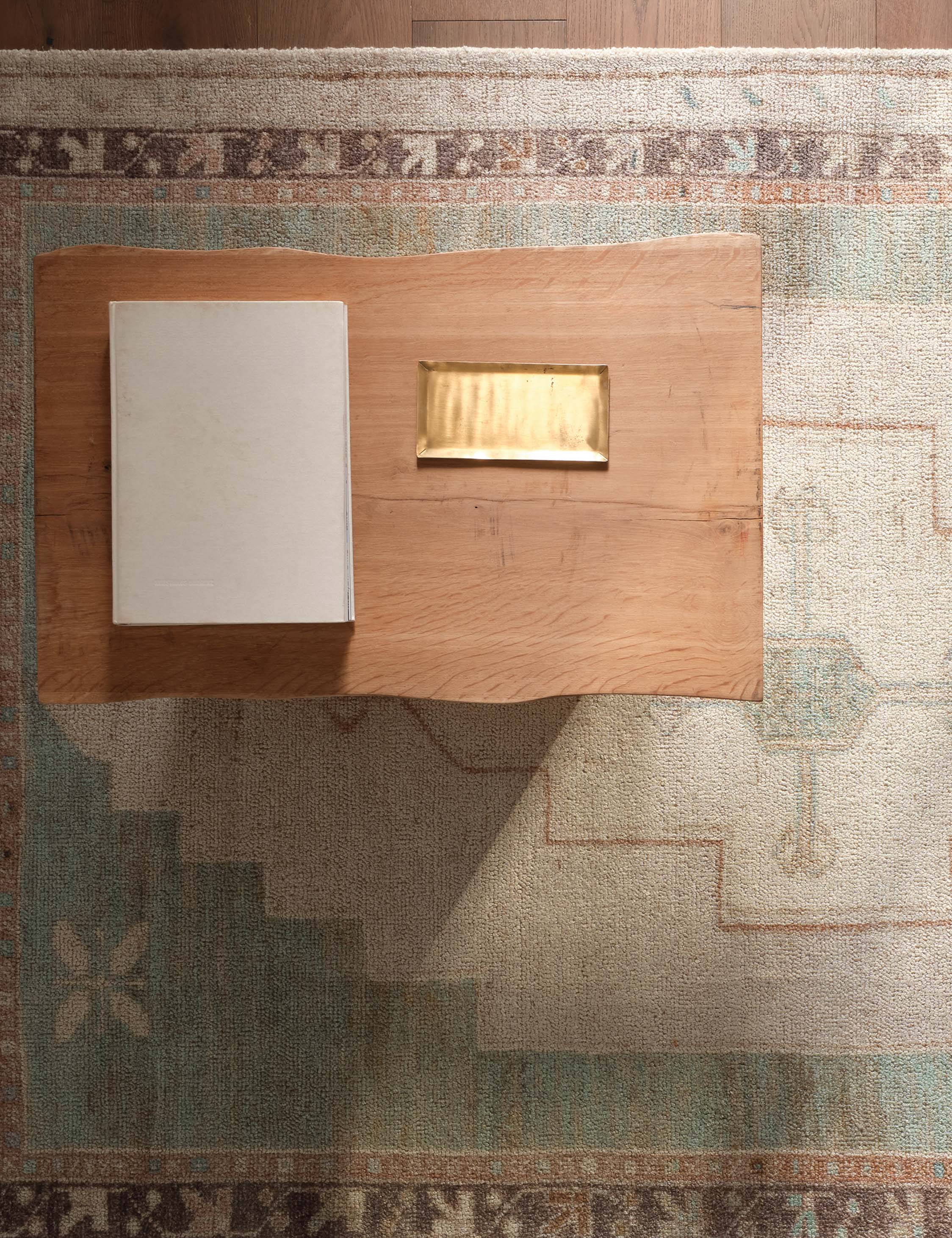 #color::cream #size::5--x-8- #size::8-6--x-11-6- #size::3--x-10--runner #size::6--x-9- #size::7-9--x-9-9- #size::9-6--x-13-6-