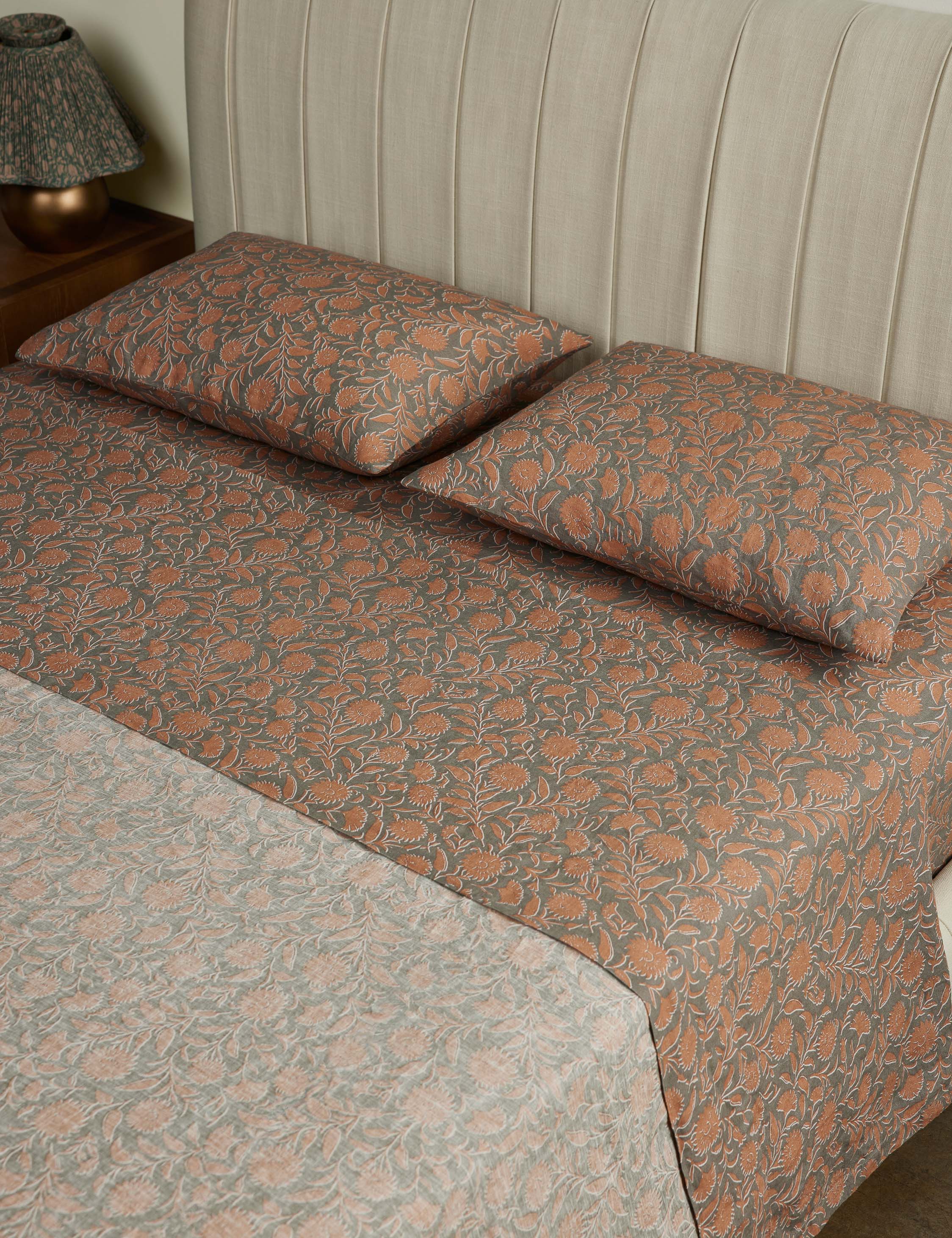 #color::blush-and-jade #size::queen #size::king #size::cal-king