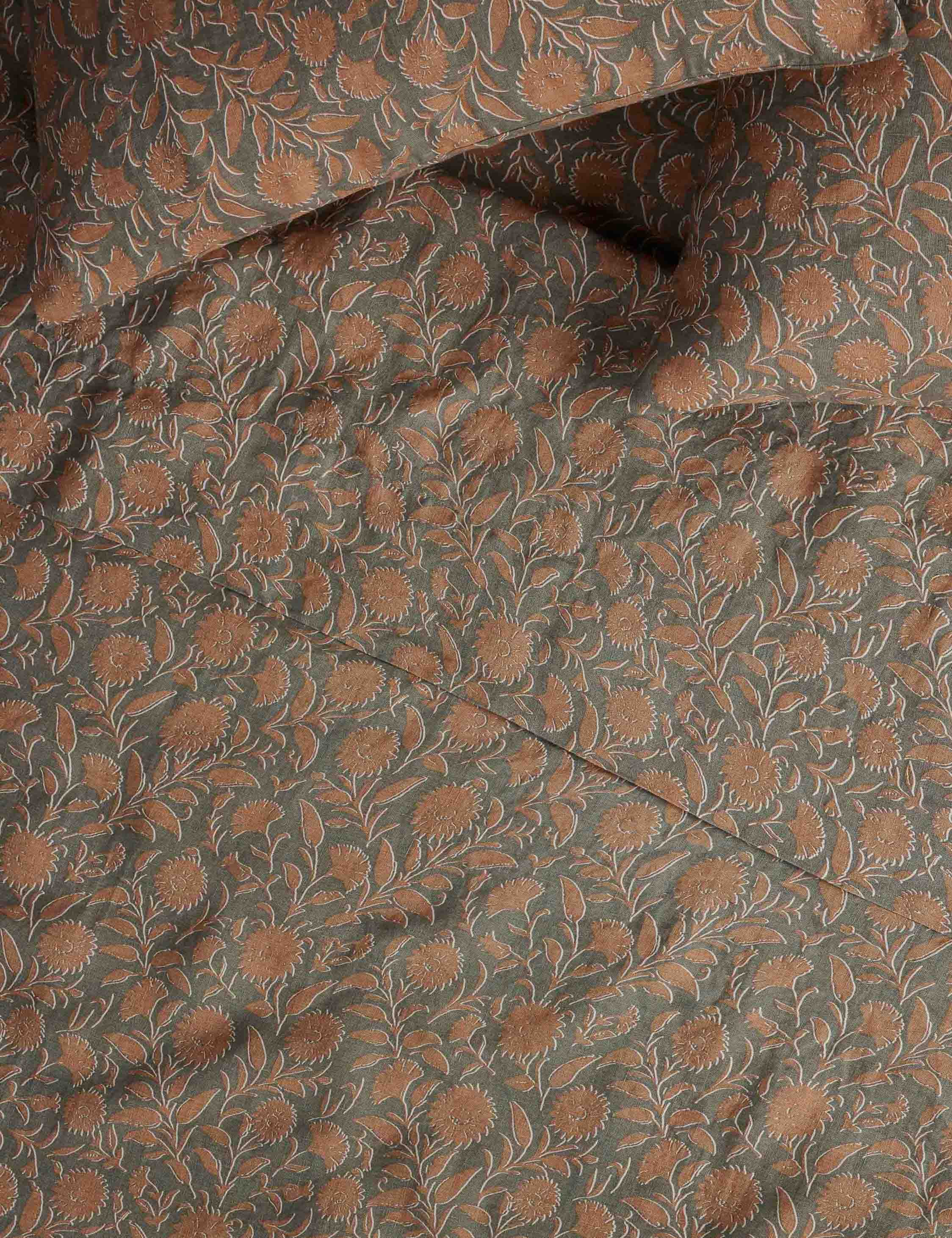 #color::blush-and-jade #size::queen #size::king #size::cal-king