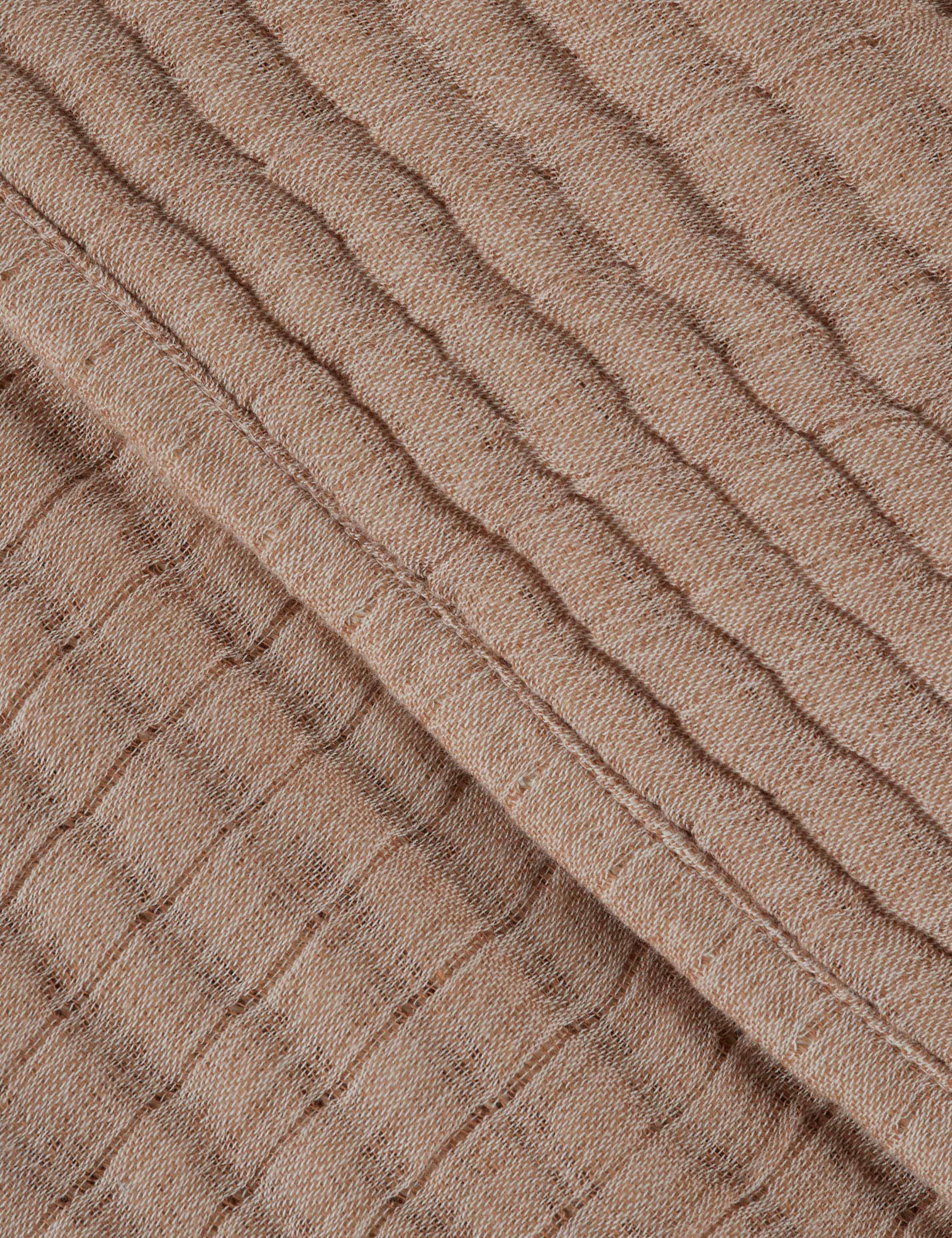 #color::dark-blush #size::full-queen #size::king-cal-king