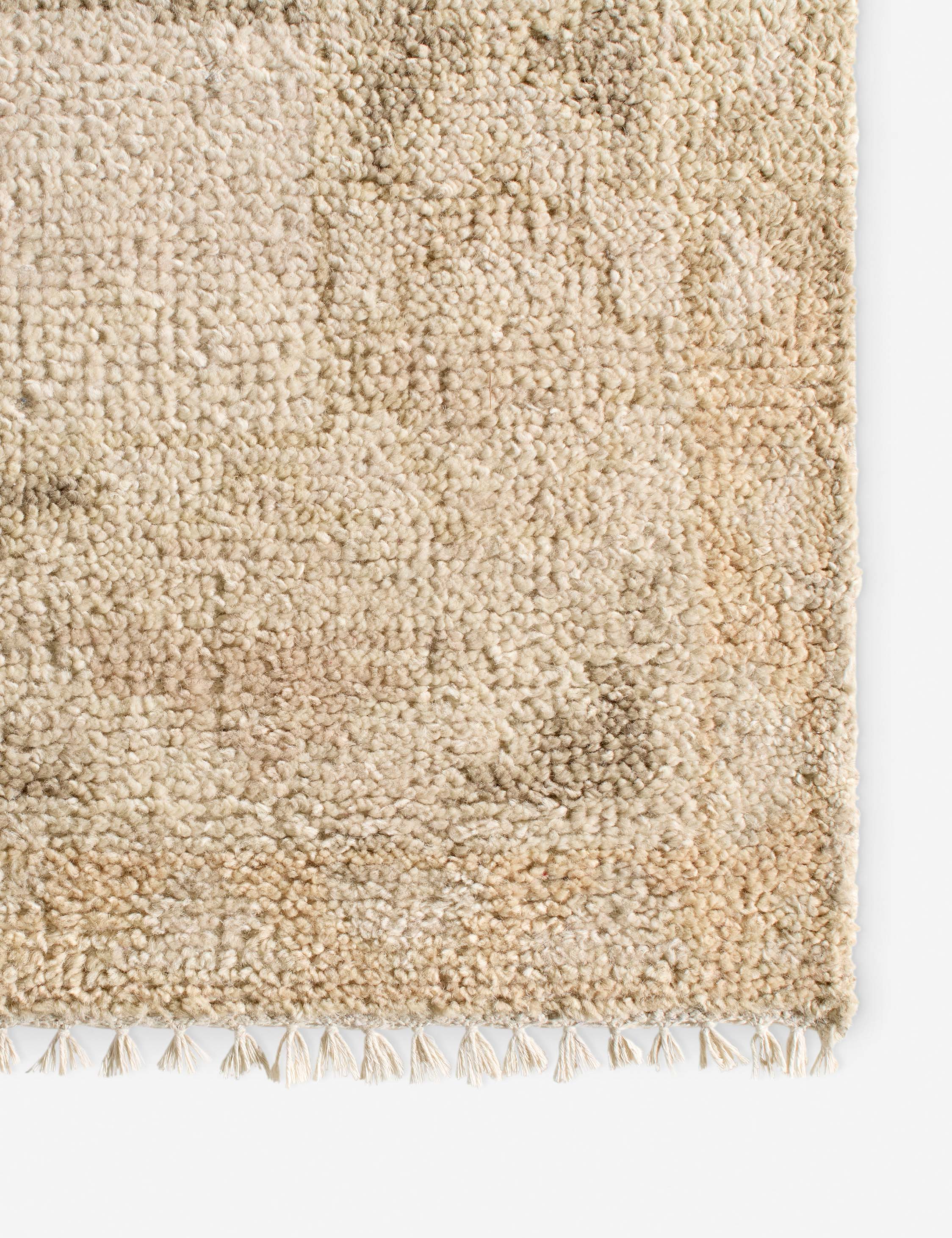 #color::tan-and-cream #size::6--x-9- #size::8--x-10- #size::9--x-12- #size::10--x-14-